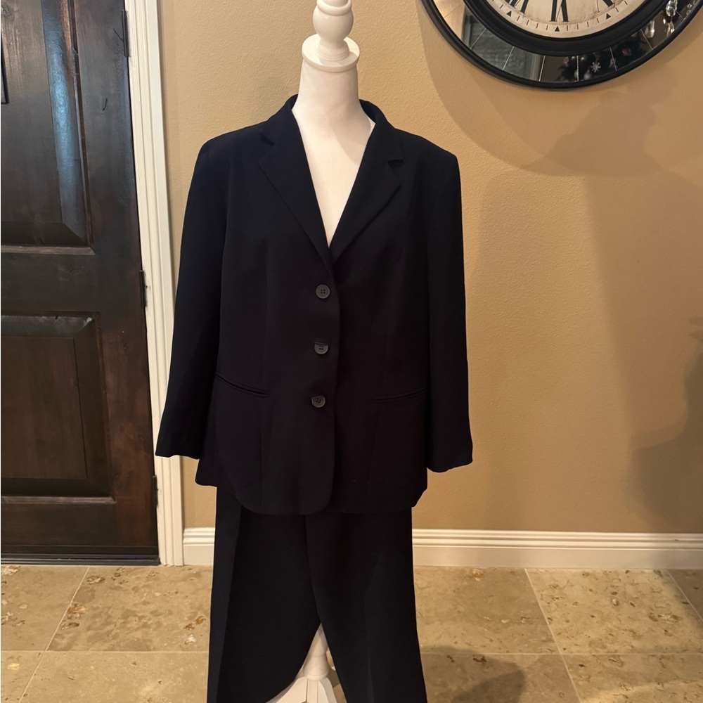 Jones New York Classic navy Blazer and pants
